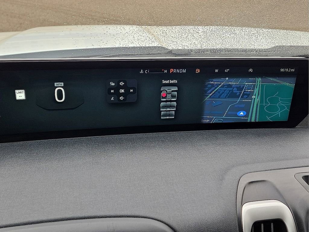 Used 2025 Ford Expedition Active image 28