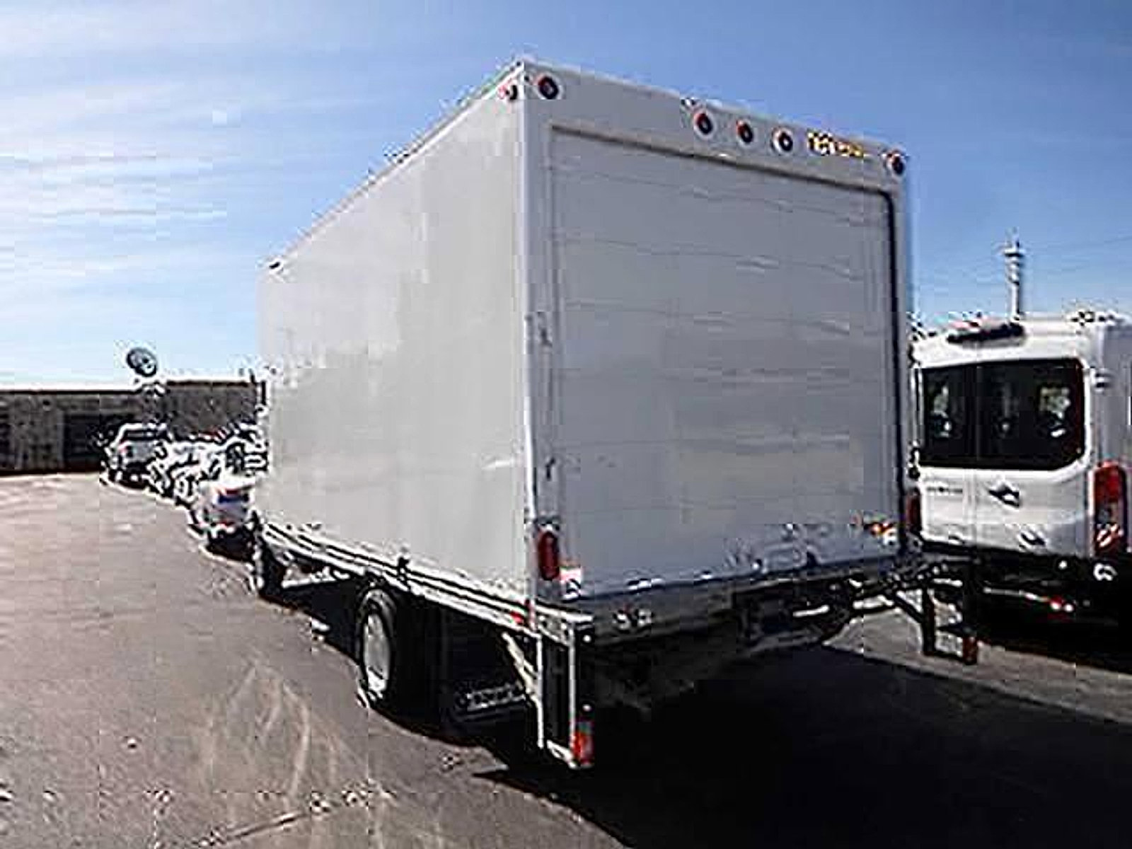 Used 2024 Ford E-450 and Econoline 450 Super Duty w/ Power Windows & Locks Group RWD image 5