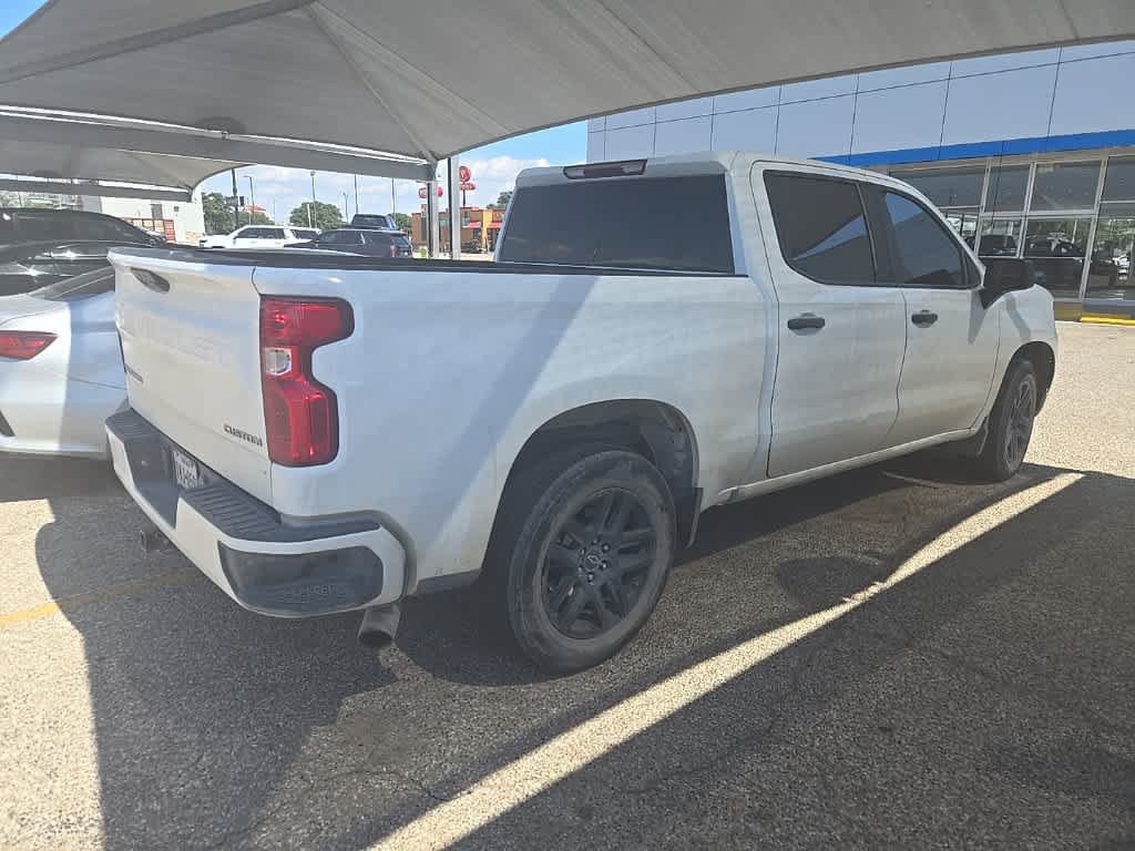 Used 2022 Chevrolet Silverado 1500 Custom RWD image 3