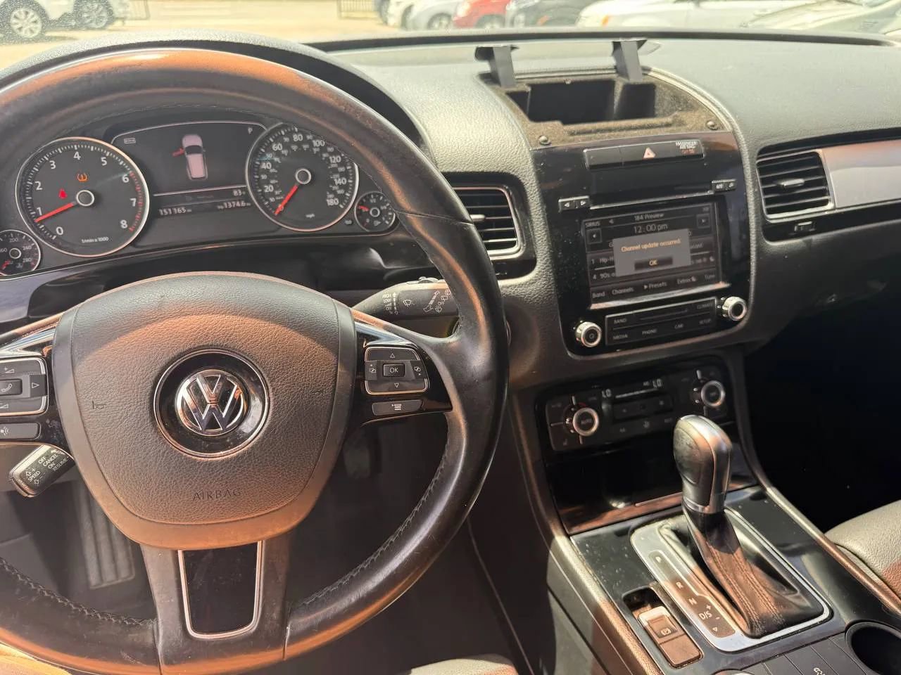 Used 2014 Volkswagen Touareg Sport AWD/4WD image 17