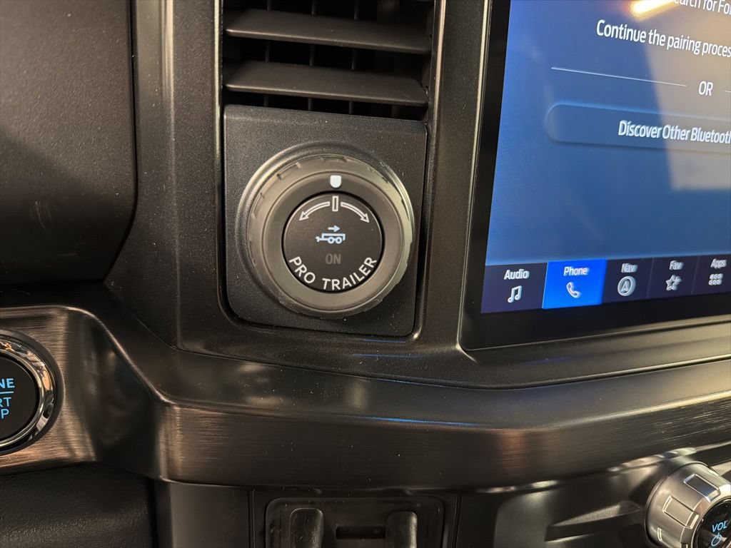 New 2026 Ford F250 Lariat w/ Black Appearance Package AWD/4WD image 18