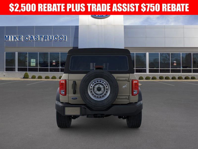 New 2025 Ford Bronco 4-Door image 5