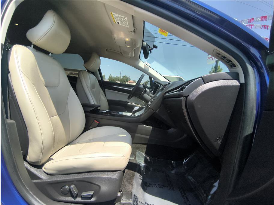 Used 2015 Ford Fusion Energi Titanium FWD image 14