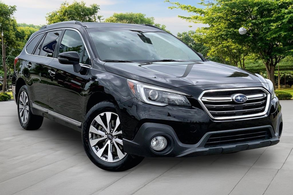 Used 2019 Subaru Outback 2.5i Touring AWD/4WD image 3