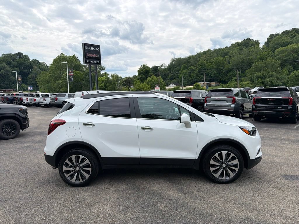 Used 2022 Buick Encore Preferred w/ Safety Package AWD/4WD image 2