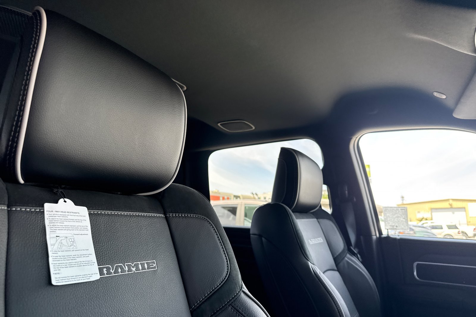 New 2026 RAM 2500 Laramie AWD/4WD image 15