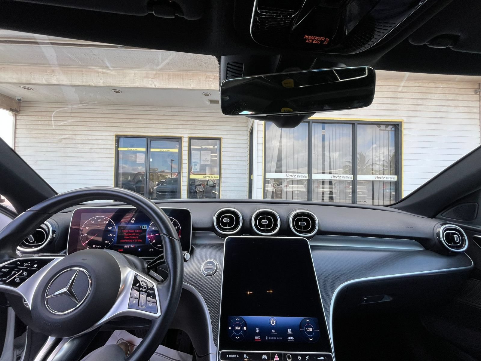 Used 2024 Mercedes-Benz C 300 Sedan image 32