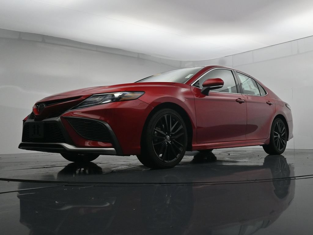 Used 2023 Toyota Camry XSE FWD image 34