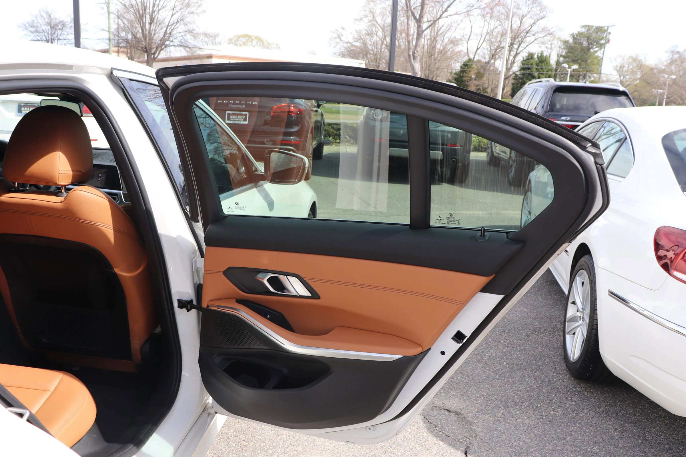Used 2021 BMW 330i 330i Sedan 4D w/ Premium Package image 33