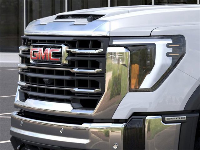 New 2026 GMC Sierra 3500 SLE w/ SLE Value Package image 13