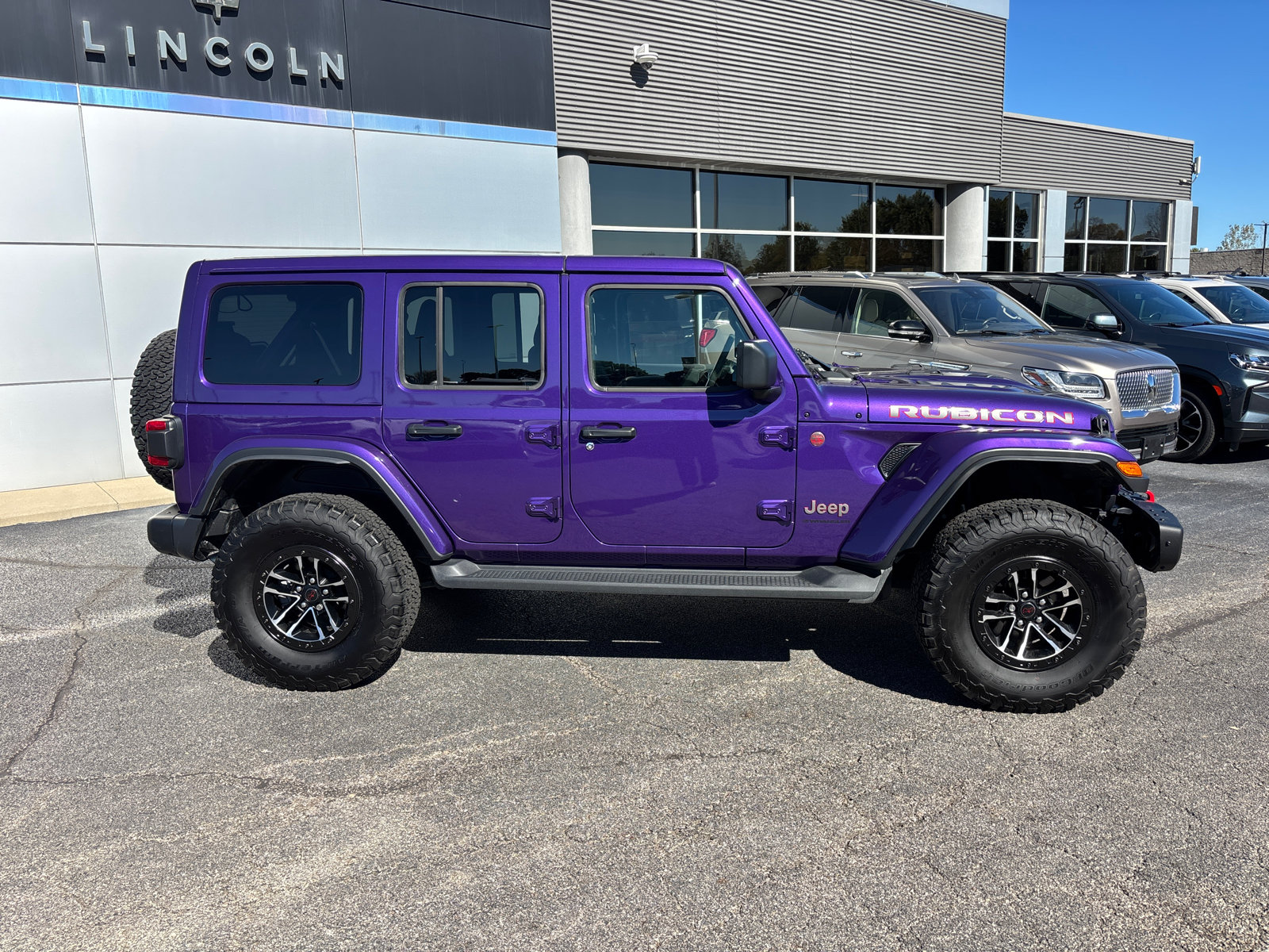 Used 2026 Jeep Wrangler Unlimited Rubicon AWD/4WD image 8
