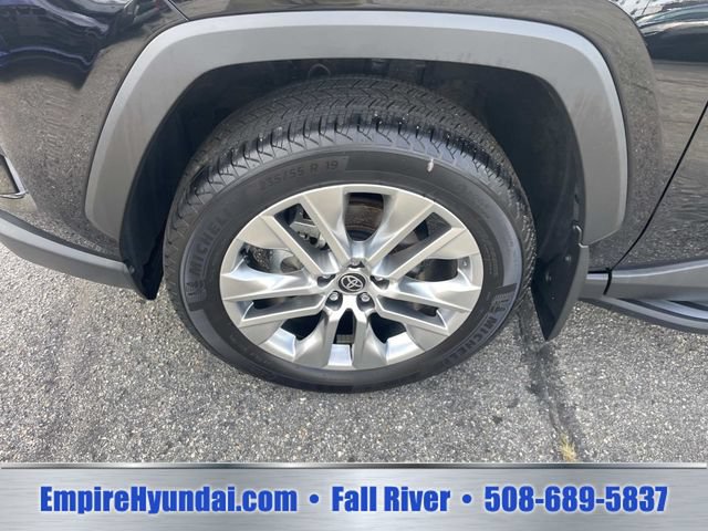 Used 2025 Toyota RAV4 XLE Premium w/ Weather Package AWD/4WD image 13