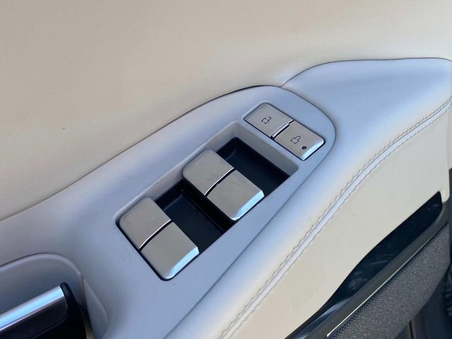 New 2026 Lincoln Navigator Reserve AWD/4WD image 12