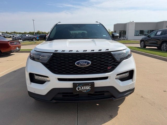 Used 2024 Ford Explorer ST w/ Equipment Group 401A AWD/4WD image 9