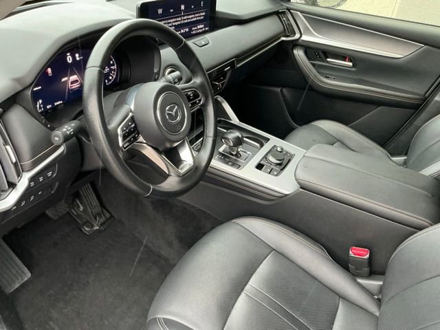 Used 2025 MAZDA CX-90 3.3 Turbo w/ Premium Sport Pkg image 14