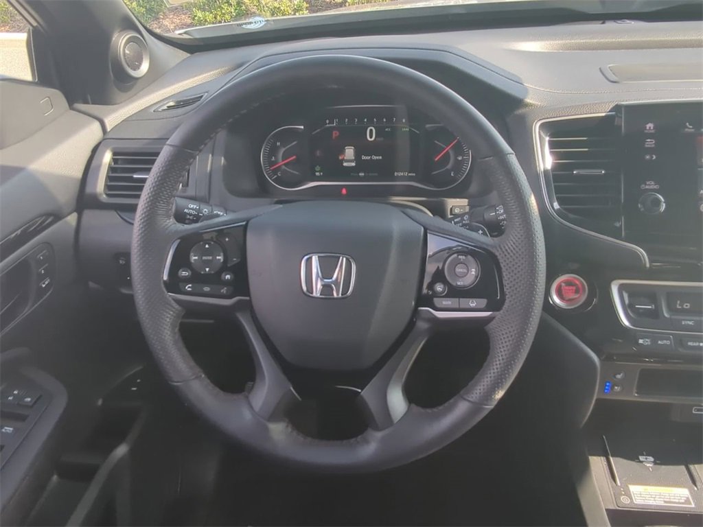 Certified 2024 Honda Passport Black Edition image 15