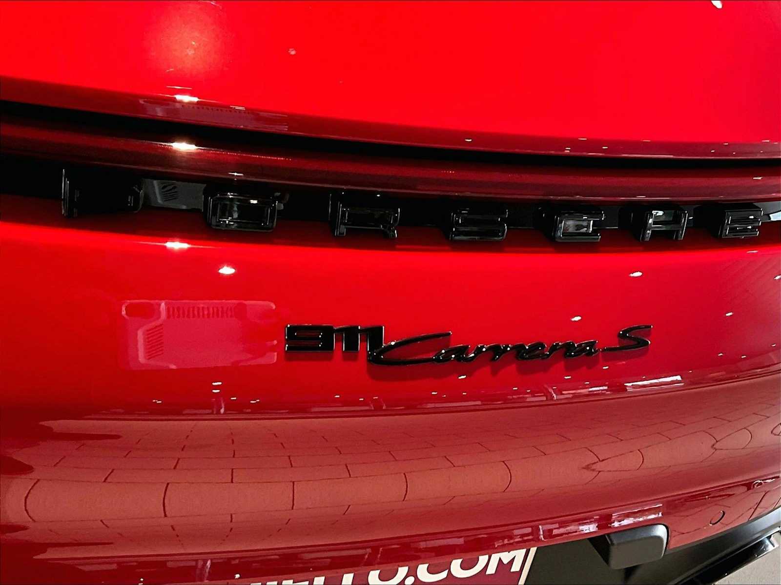 Used 2024 Porsche 911 Carrera S w/ Sport Package image 37