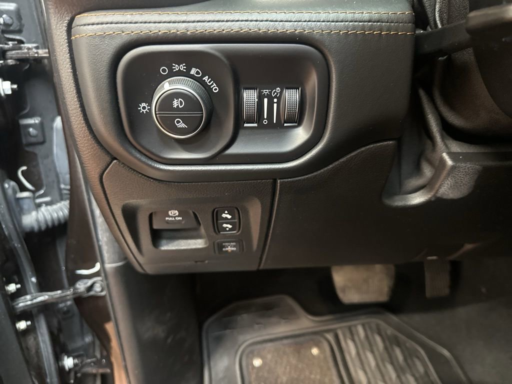 Used 2019 RAM 1500 Limited w/ Trailer Tow Group image 25