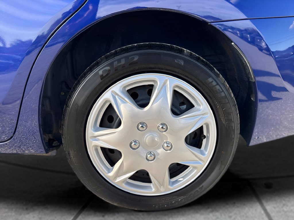 Used 2015 Toyota Corolla S FWD image 27