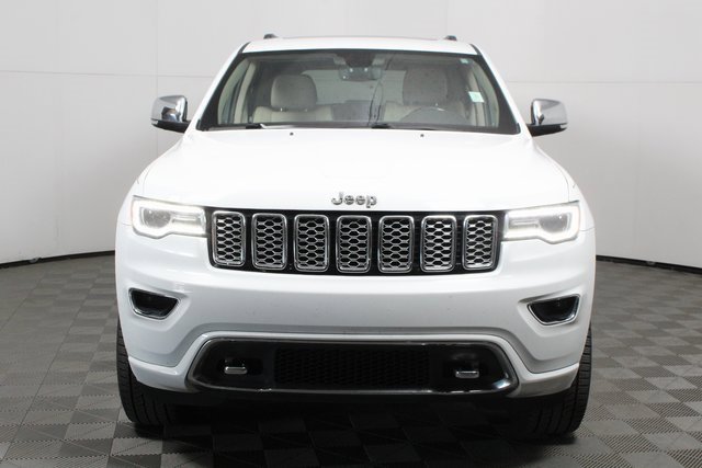 Used 2019 Jeep Grand Cherokee Overland image 2