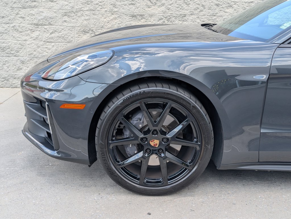Certified 2026 Porsche Panamera 4 AWD/4WD image 32