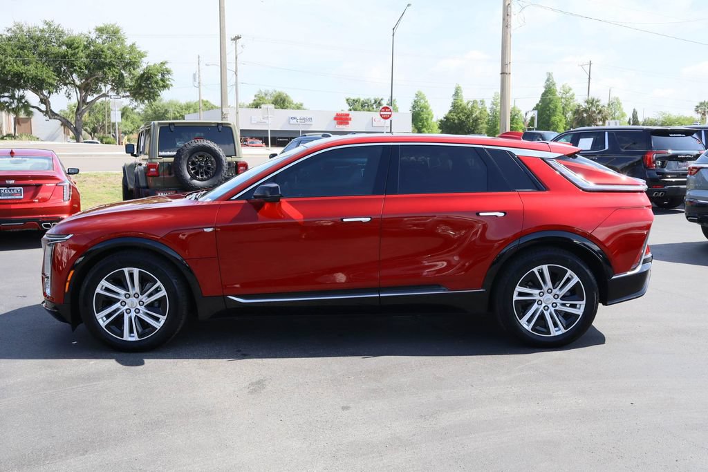 Certified 2024 Cadillac Lyriq Tech AWD/4WD image 6