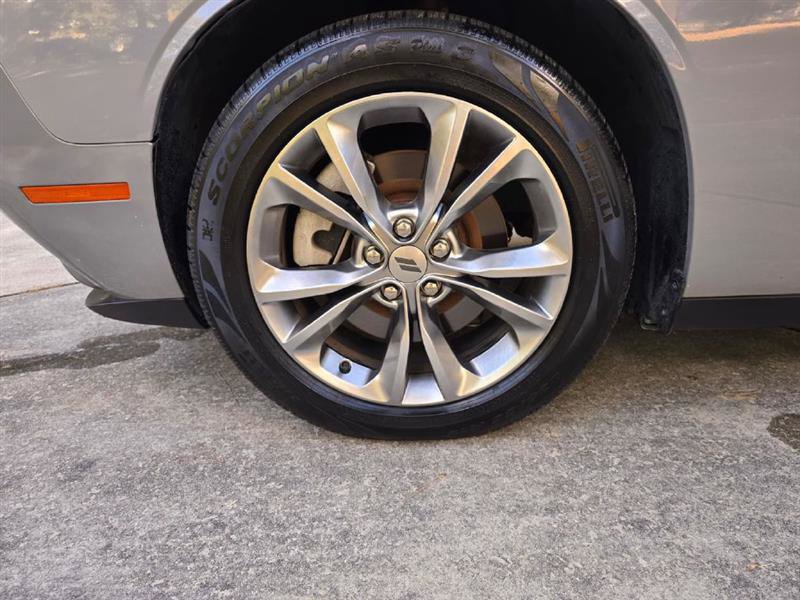 Used 2021 Dodge Challenger SXT image 16