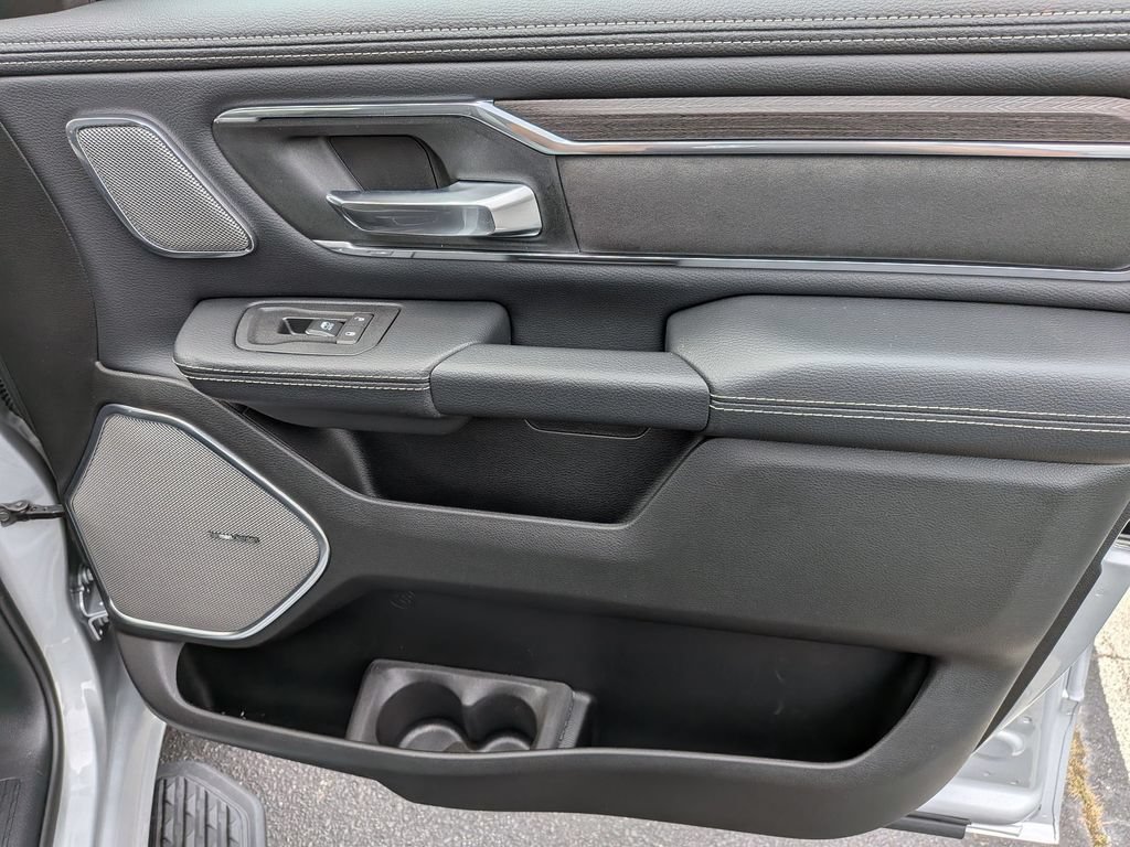New 2026 RAM 1500 Laramie w/ Night Edition AWD/4WD image 31