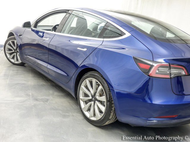 Used 2018 Tesla Model 3 Long Range image 10