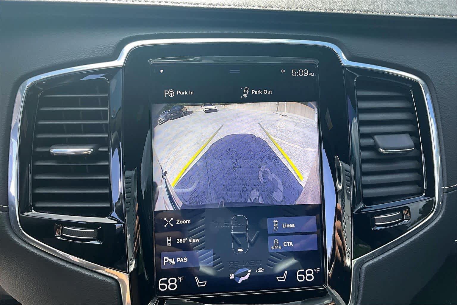 Used 2019 Volvo XC90 T6 R-Design w/ Advanced Package AWD/4WD image 27