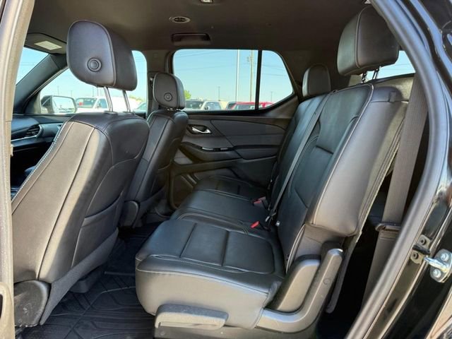 Used 2023 Chevrolet Traverse LT w/ LPO, Floor Liner Package AWD/4WD image 11
