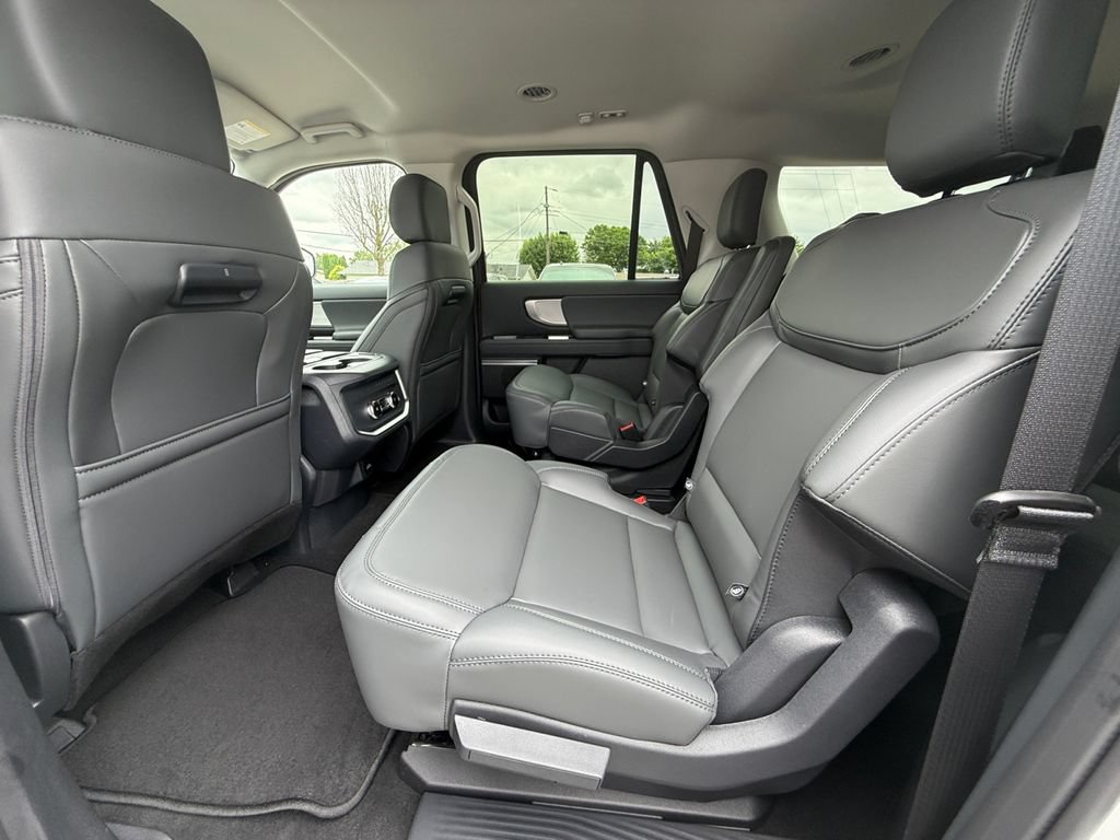 Used 2026 Ford Expedition Max Active AWD/4WD image 22