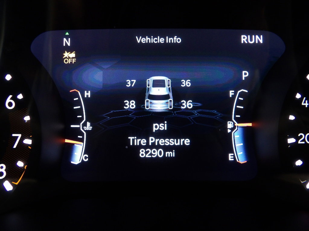 Used 2023 Jeep Compass Limited image 30