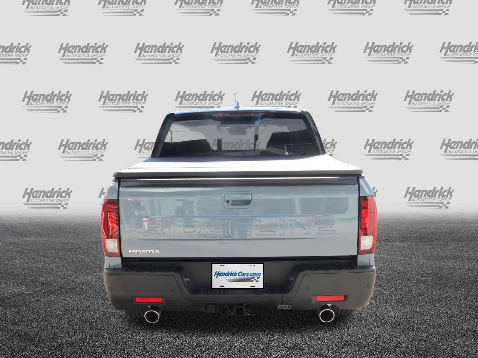Used 2025 Honda Ridgeline Black Edition image 8