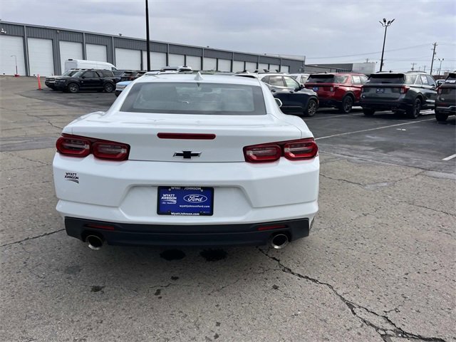 Used 2022 Chevrolet Camaro LT image 4