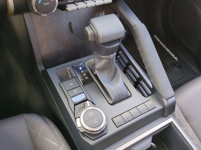 Certified 2025 Toyota Tacoma SR5 AWD/4WD image 14