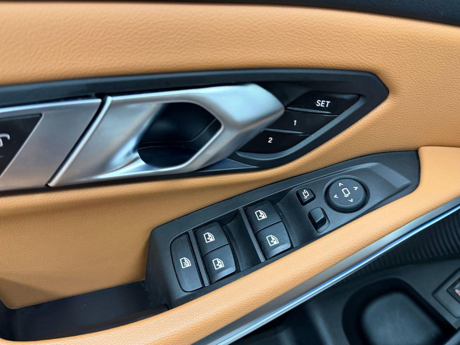 Certified 2023 BMW 330i xDrive Sedan w/ Driving Assistance Package image 12