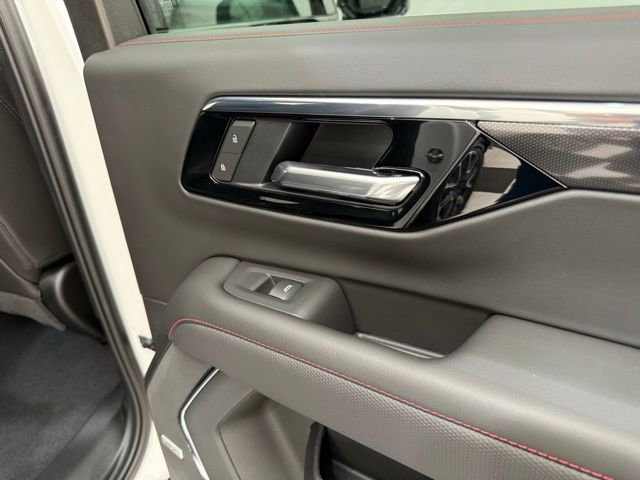 New 2025 Chevrolet Suburban RST w/ RST Capability Package image 29