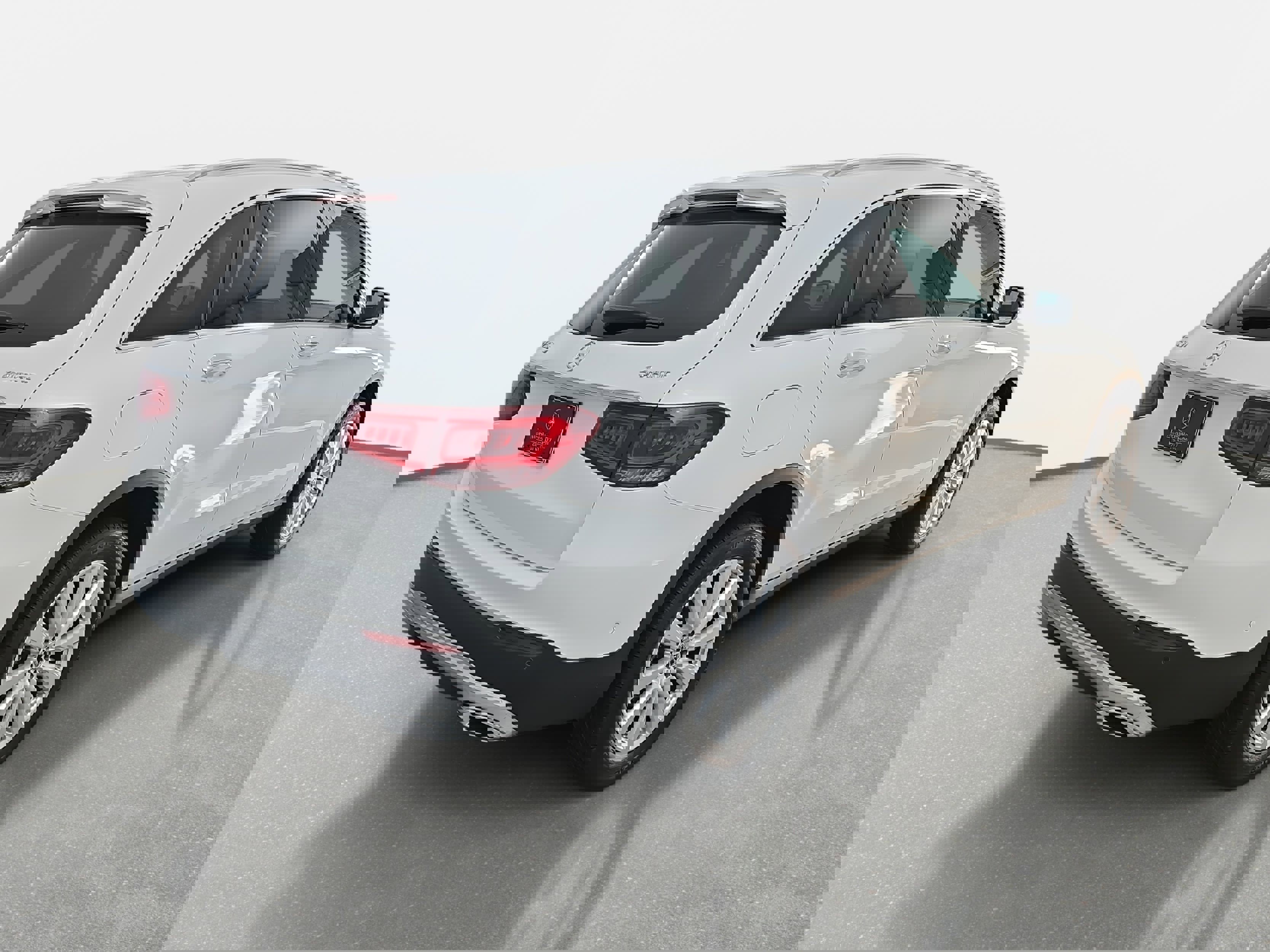 Certified 2021 Mercedes-Benz GLC 300 4MATIC image 5