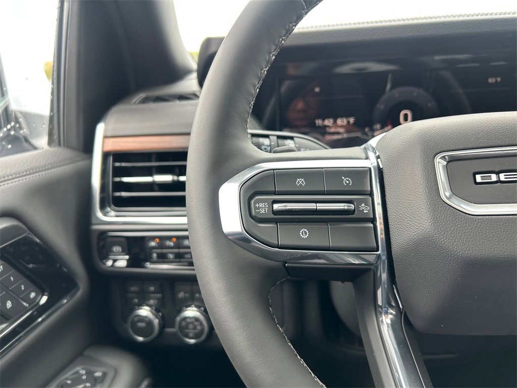 New 2026 GMC Yukon Denali w/ Sun & Power Step Package image 19