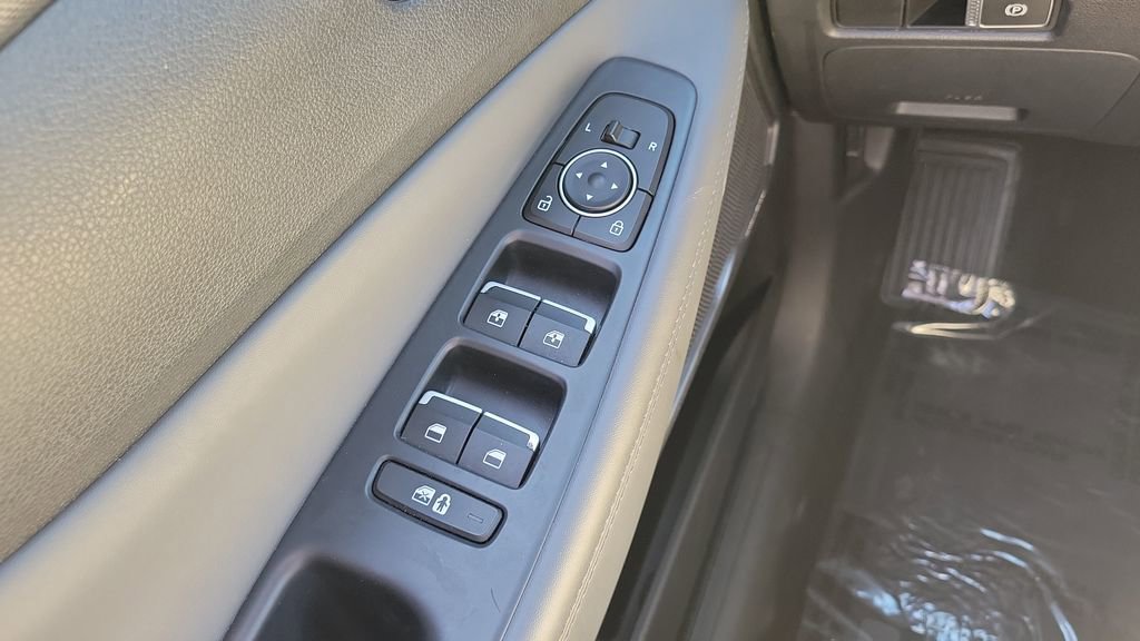 Used 2021 Hyundai Santa Fe SEL w/ Convenience + Premium Package FWD image 26