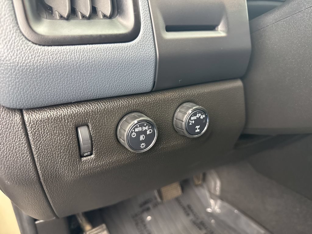 Used 2022 Chevrolet Colorado Z71 AWD/4WD image 27