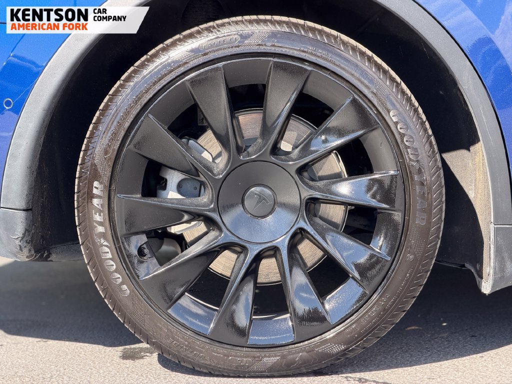 Used 2021 Tesla Model Y Long Range AWD/4WD image 12