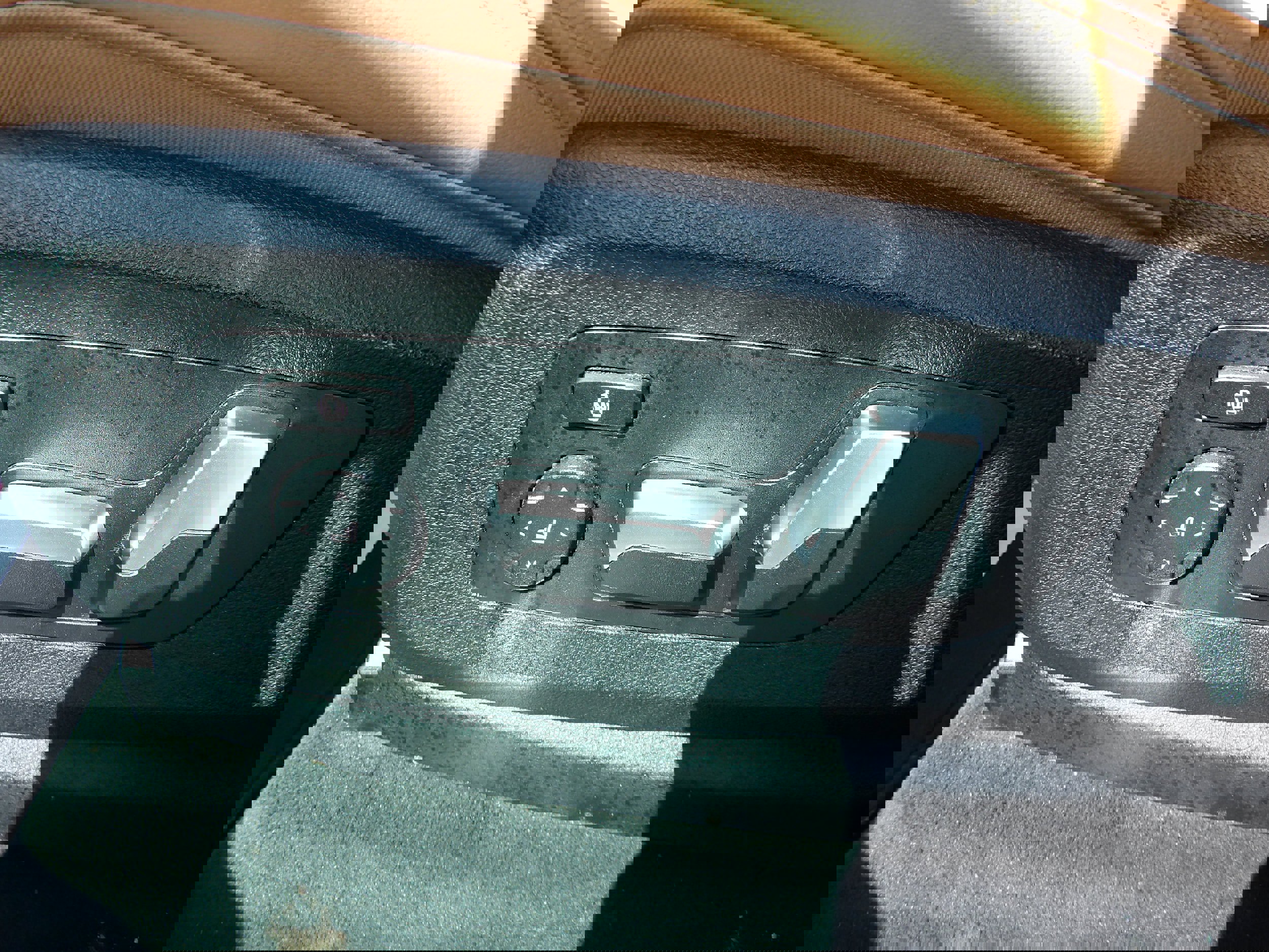 Used 2019 BMW X5 xDrive40i w/ M Sport Package image 14