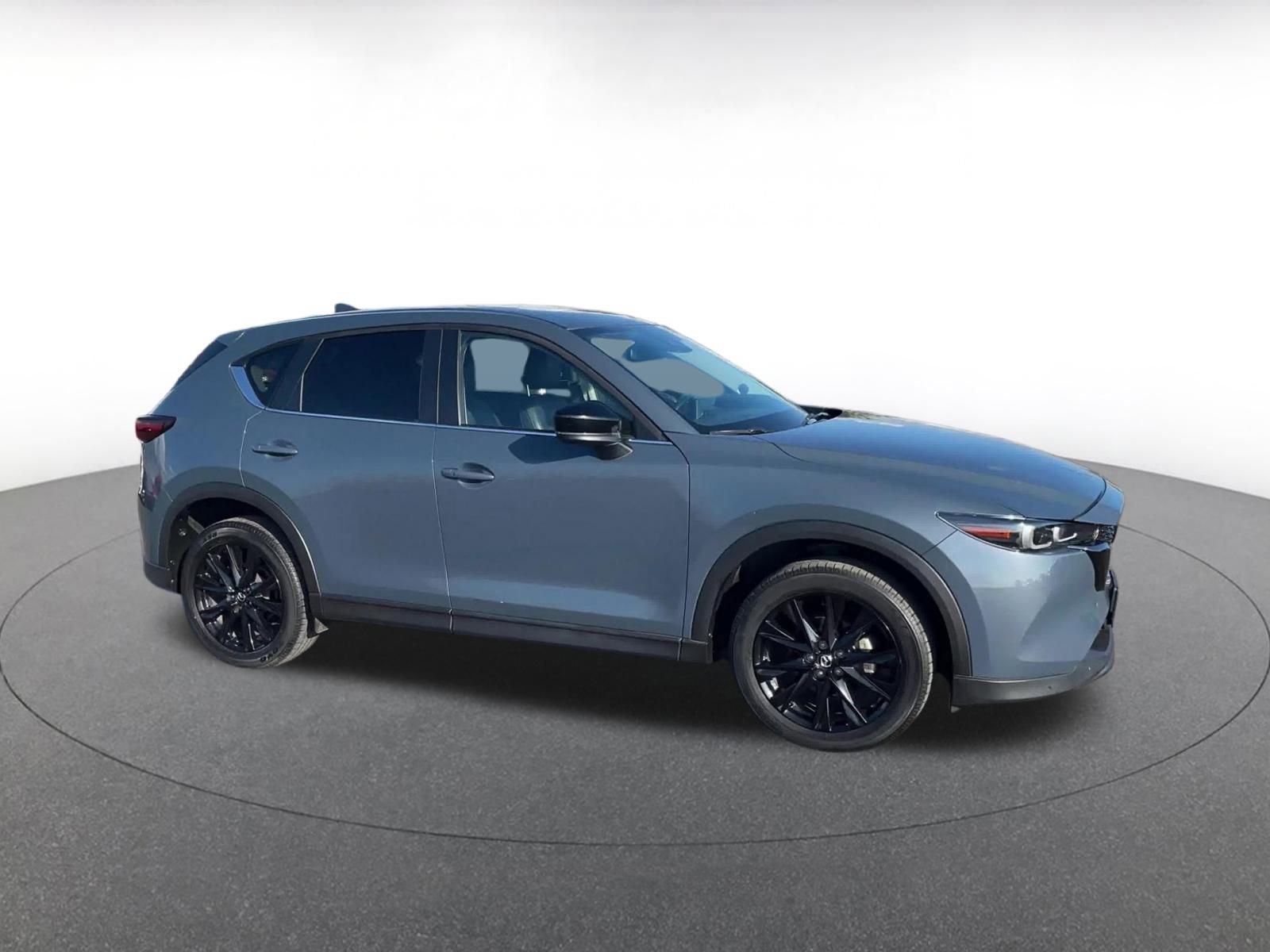 Used 2024 MAZDA CX-5 Carbon Edition image 2