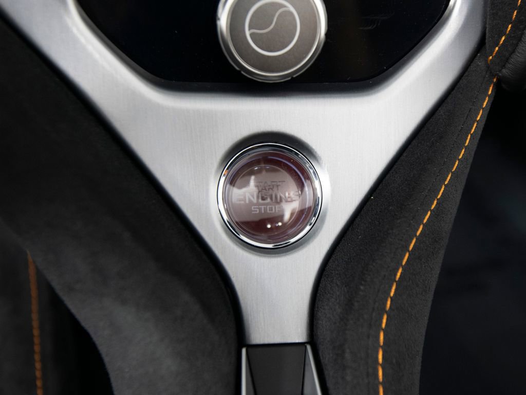 Used 2024 McLaren 750S Spider image 23