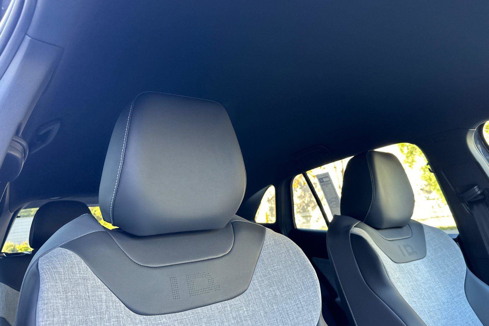 New 2025 Volkswagen ID.4 Pro image 16