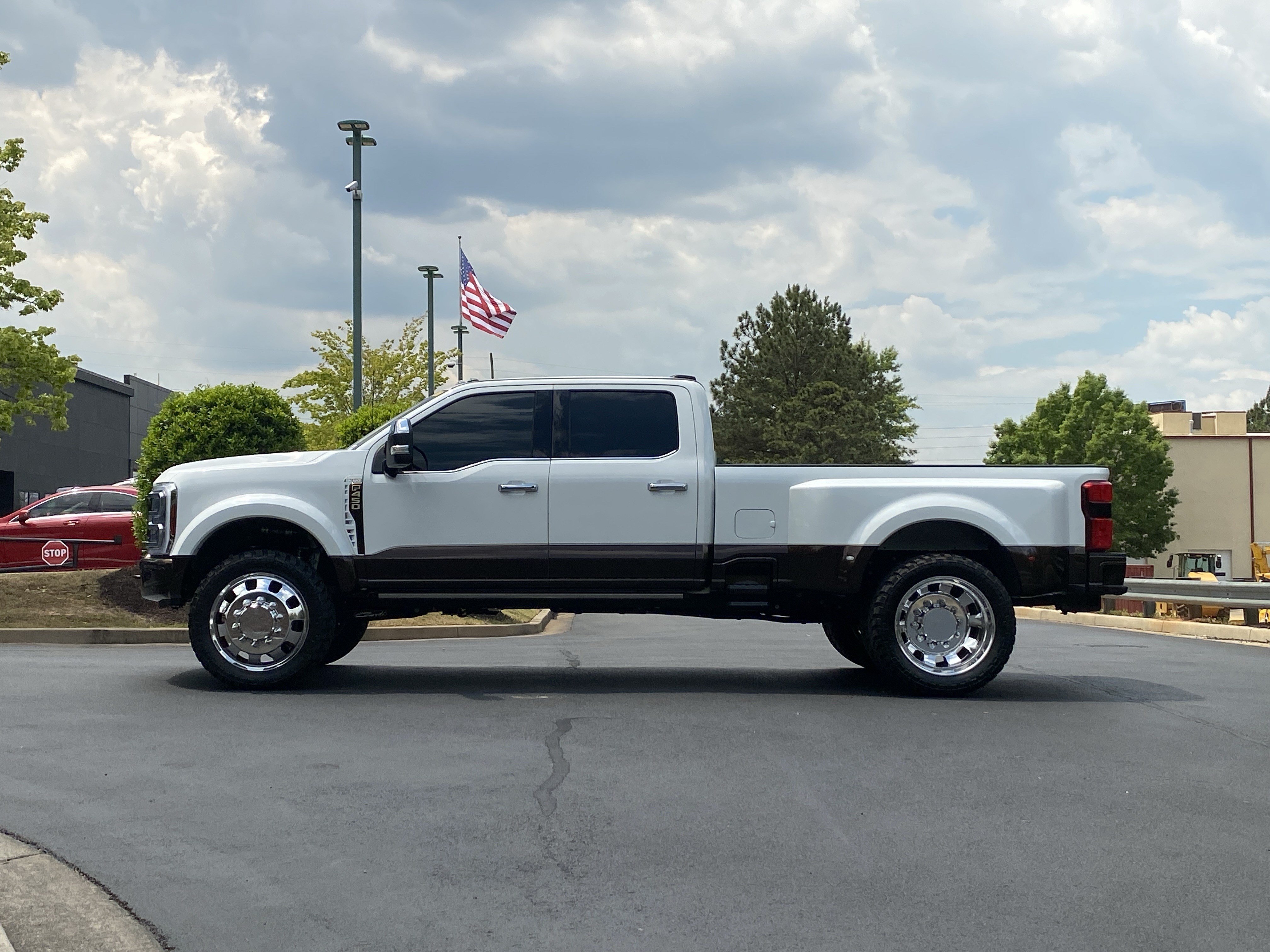 Used 2025 Ford F450 King Ranch w/ Chrome Package AWD/4WD image 14