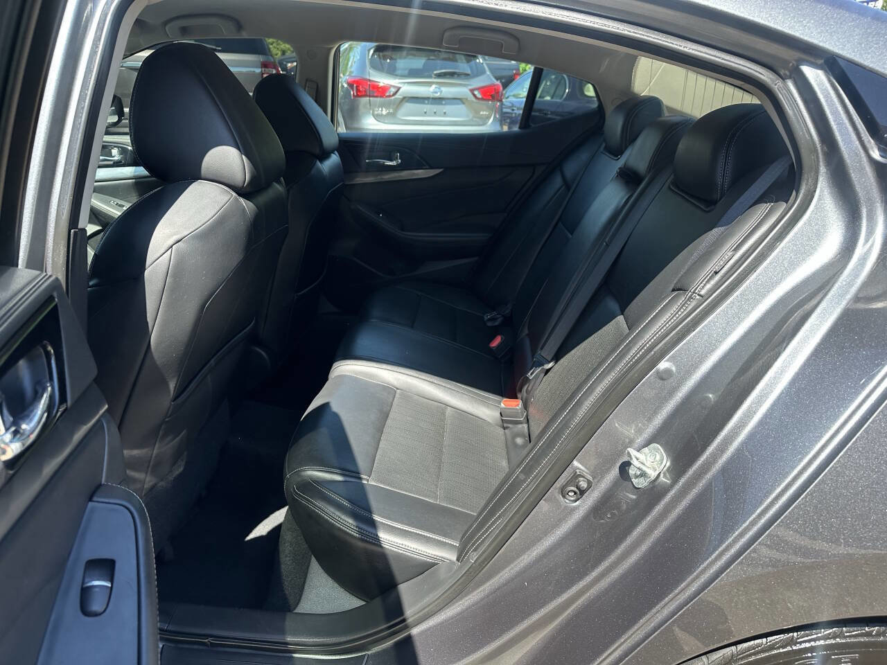 Used 2020 Nissan Maxima 3.5 SV w/ Floor Mat Group FWD image 21