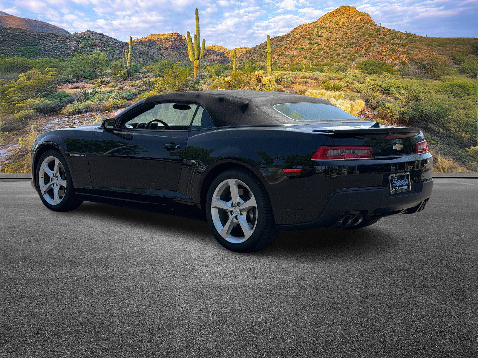 Used 2015 Chevrolet Camaro SS w/ RS Package RWD image 8